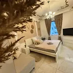 Honor Extravagance Lägenhet